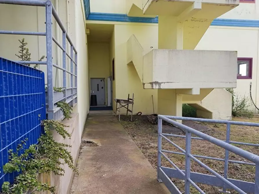 Immagine 14 di Negozio in vendita  in Località Cracaxia, N. snc a San Gavino Monreale