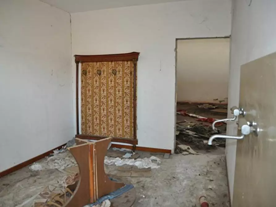 Immagine 12 di Capannone industriale in vendita  in località San Pietro, N. snc a Biccari