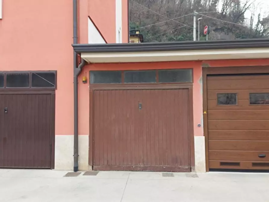 Immagine 13 di Appartamento in vendita  in Via San Martino, N. 109 a Chiampo