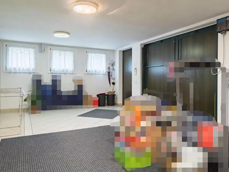 Immagine 18 di Villa in vendita  in Via Vittorio Alfieri, N. 53-55 a Chiampo