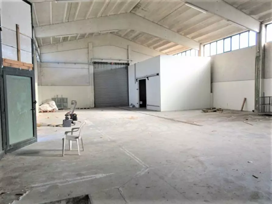 Immagine 16 di Capannone industriale in vendita  in contrada San Giacomo in Corsano, N. snc a Montecalvo Irpino
