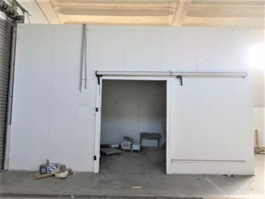 Immagine 19 di Capannone industriale in vendita  in contrada San Giacomo in Corsano, N. snc a Montecalvo Irpino