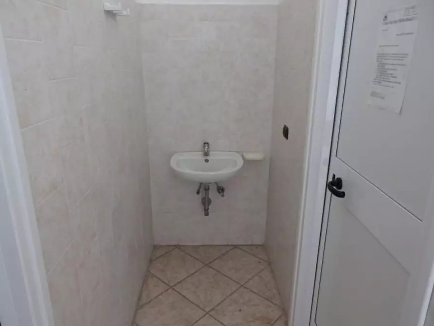 Immagine 23 di Capannone industriale in vendita  in contrada San Giacomo in Corsano, N. snc a Montecalvo Irpino