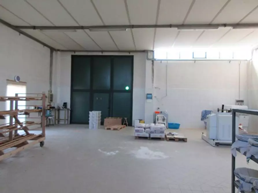 Immagine 27 di Capannone industriale in vendita  in contrada San Giacomo in Corsano, N. snc a Montecalvo Irpino