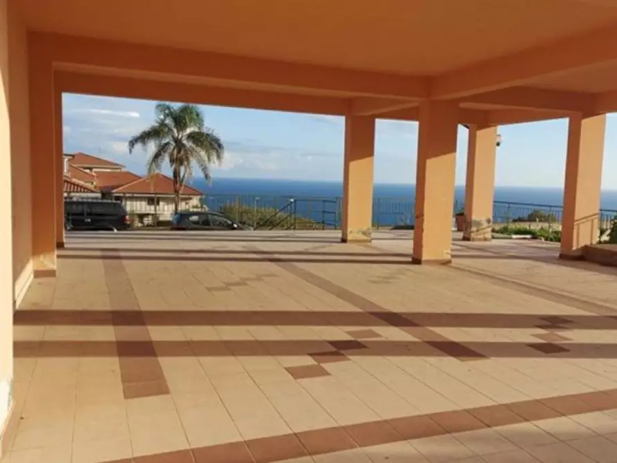 Immagine 5 di Cantina in vendita  in Via Vampolieri, N. 73 a Aci Catena