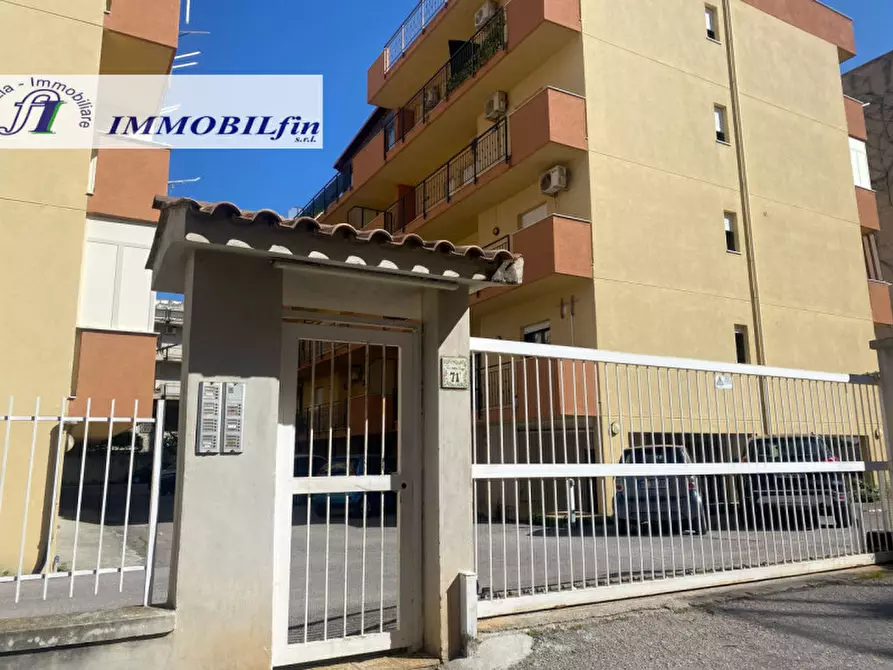 Immagine 1 di Appartamento in vendita  in VIA XXIV MAGGIO a Villabate