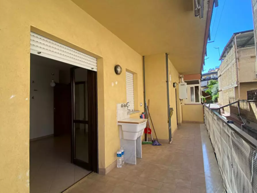 Immagine 5 di Appartamento in vendita  in VIA XXIV MAGGIO a Villabate