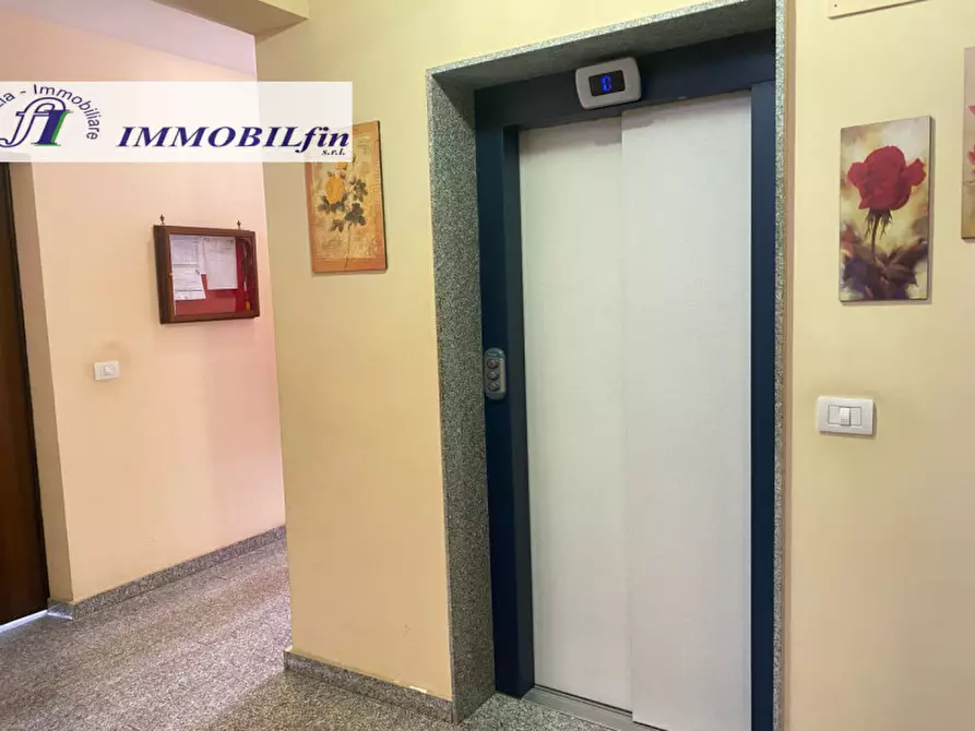 Immagine 11 di Appartamento in vendita  in VIA XXIV MAGGIO a Villabate