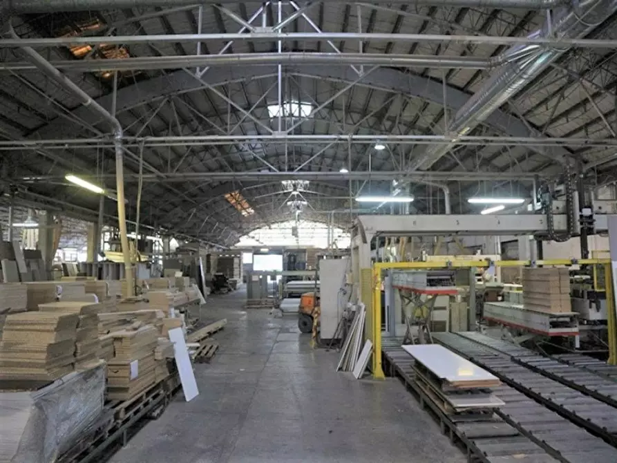 Immagine 10 di Capannone industriale in vendita  in Via San Giovanni, N. snc a Belvedere Ostrense