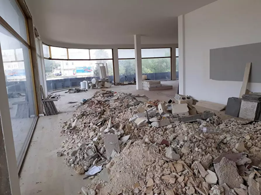 Immagine 2 di Attività commerciale in vendita  in Via Matino, N. snc a Casarano