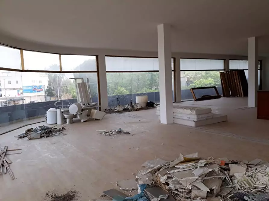 Immagine 3 di Attività commerciale in vendita  in Via Matino, N. snc a Casarano