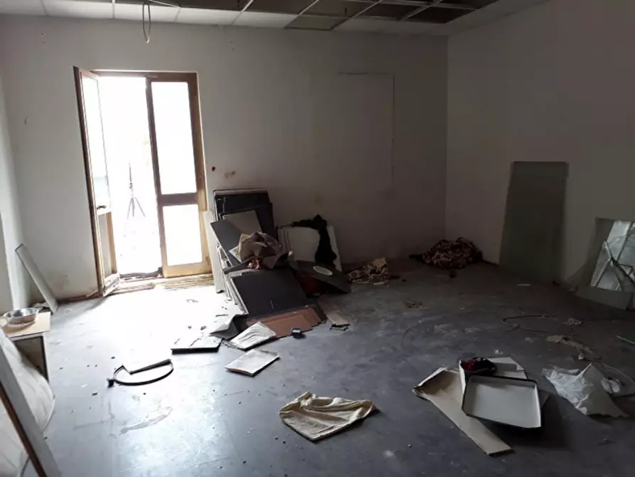 Immagine 7 di Attività commerciale in vendita  in Via Matino, N. snc a Casarano