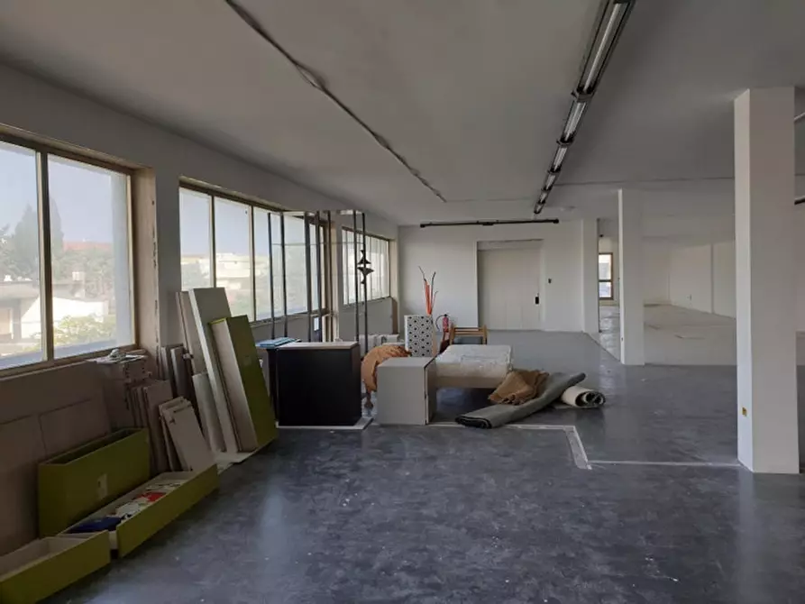 Immagine 14 di Attività commerciale in vendita  in Via Matino, N. snc a Casarano