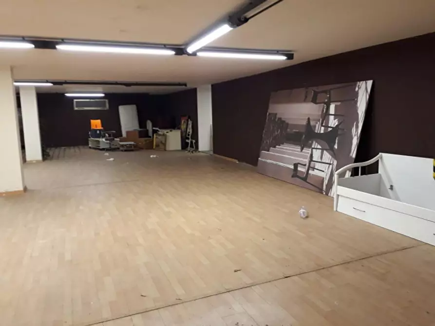 Immagine 25 di Attività commerciale in vendita  in Via Matino, N. snc a Casarano