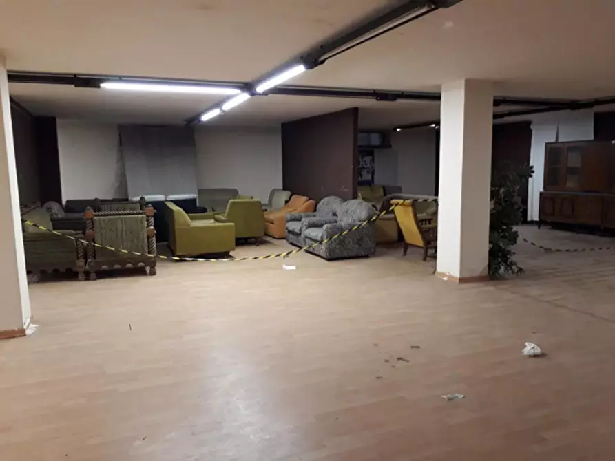 Immagine 26 di Attività commerciale in vendita  in Via Matino, N. snc a Casarano