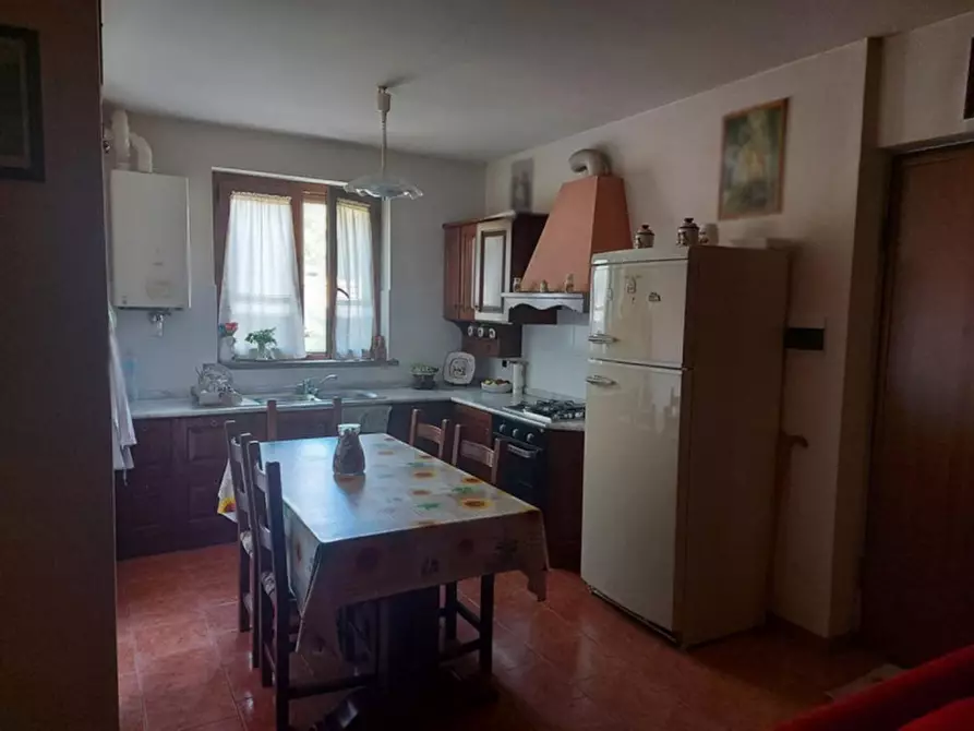 Immagine 12 di Villa in vendita  in via delle Colline, N. 16 a Città Di Castello