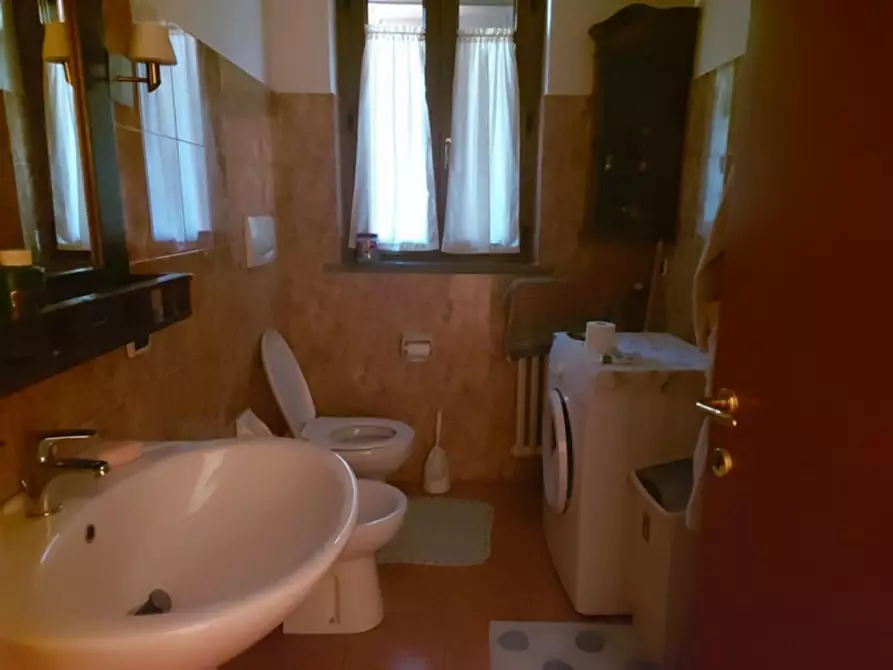 Immagine 16 di Villa in vendita  in via delle Colline, N. 16 a Città Di Castello