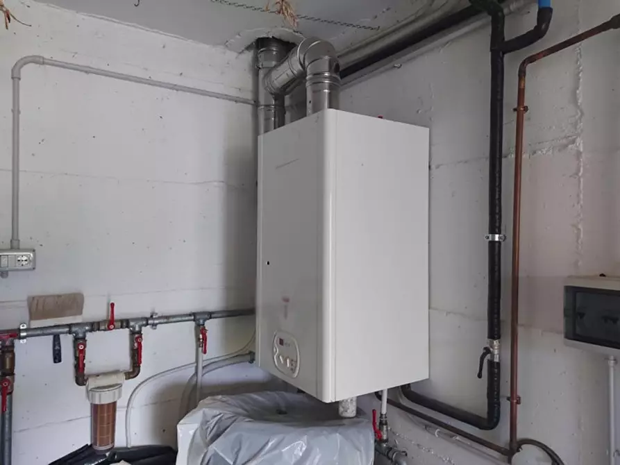 Immagine 22 di Villa in vendita  in via delle Colline, N. 16 a Città Di Castello