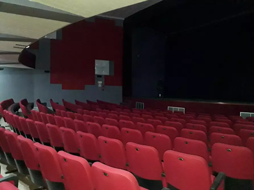 Immagine 7 di Attività commerciale in vendita  in Via Vecchia Matino, N. snc a Casarano