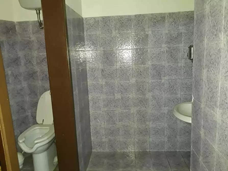 Immagine 13 di Attività commerciale in vendita  in Via Vecchia Matino, N. snc a Casarano