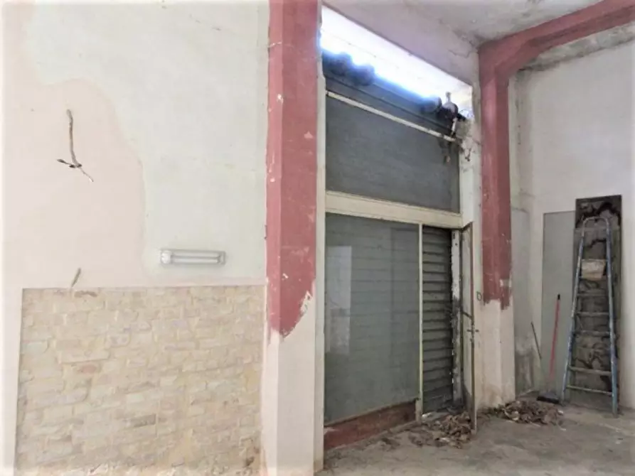 Immagine 16 di Magazzino in vendita  in Via Firmio, N. 1 a Sora