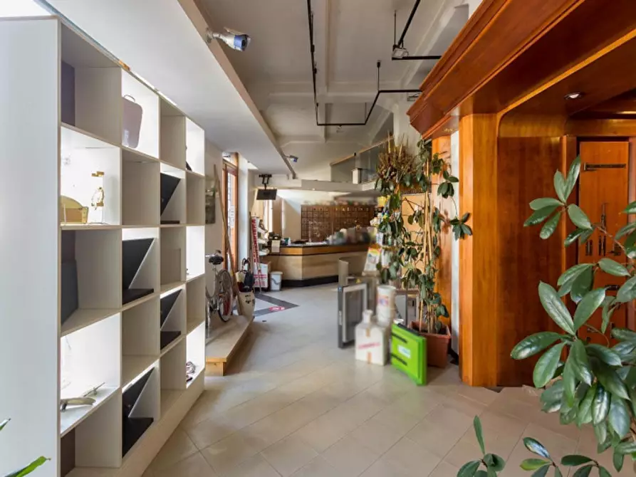 Immagine 8 di Negozio in vendita  in Via XX Settembre, N. 17 a Sora