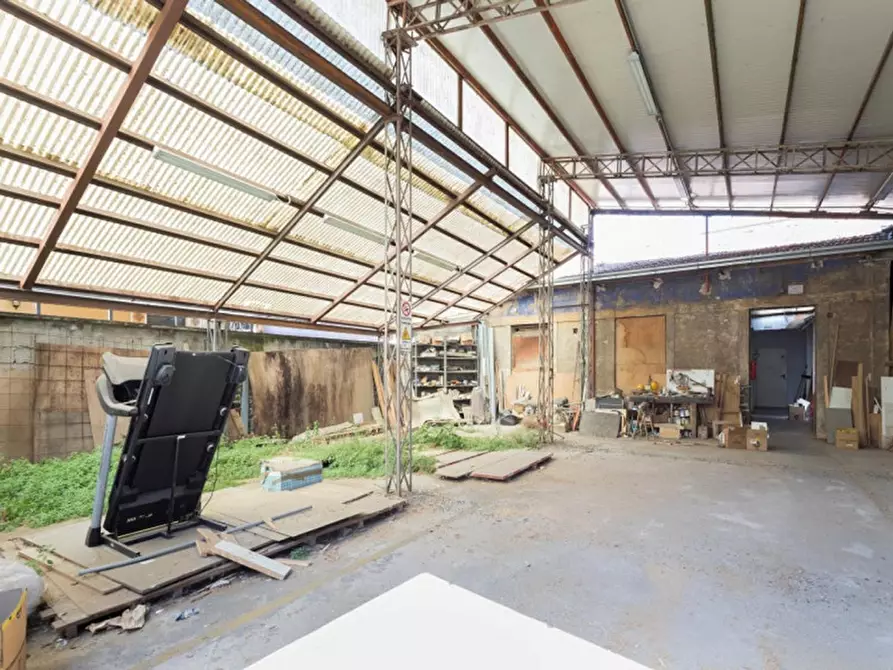 Immagine 29 di Negozio in vendita  in Via XX Settembre, N. 17 a Sora