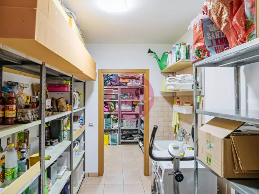 Immagine 24 di Villa in vendita  a Cesena