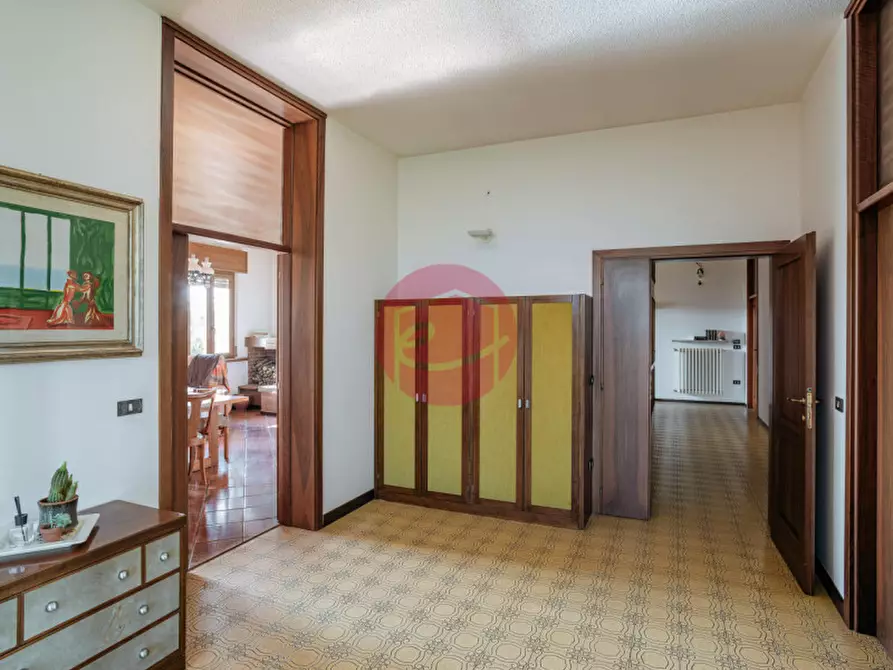 Immagine 34 di Villa in vendita  a Cesena