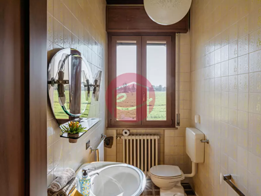 Immagine 43 di Villa in vendita  a Cesena