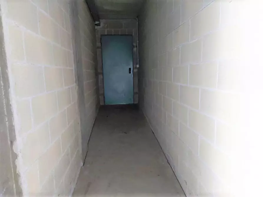 Immagine 8 di Posto auto in vendita  in via Ravizzone, N. 11 a Vigliano Biellese