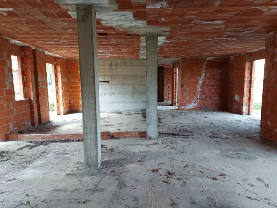 Immagine 9 di Palazzo in vendita  in via Ravizzone, N. snc a Vigliano Biellese