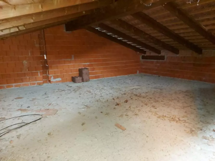 Immagine 19 di Palazzo in vendita  in via Ravizzone, N. snc a Vigliano Biellese