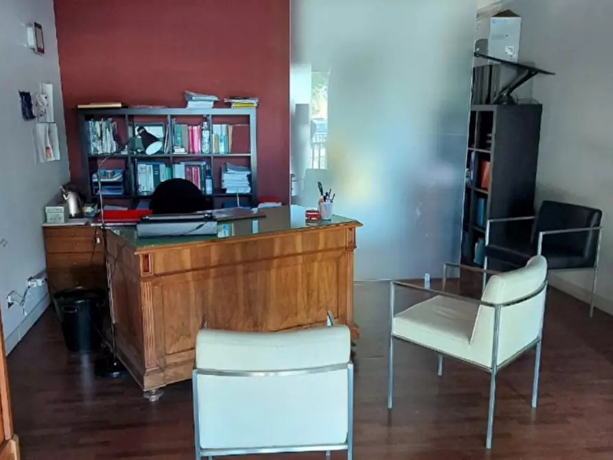 Immagine 3 di Negozio in vendita  in Via Carlo Sclavi, N. 6 a San Lorenzo Al Mare