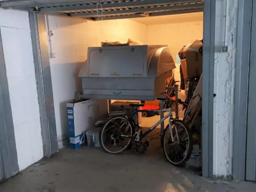 Immagine 2 di Posto auto in vendita  in Via Vittorio Gavi, N. snc a Imperia