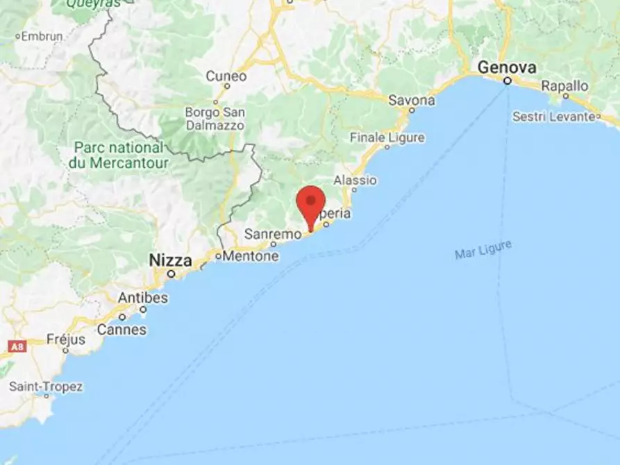 Immagine 13 di Negozio in vendita  in Via Dott. Luigi Trucchi, N. 9 a San Lorenzo Al Mare