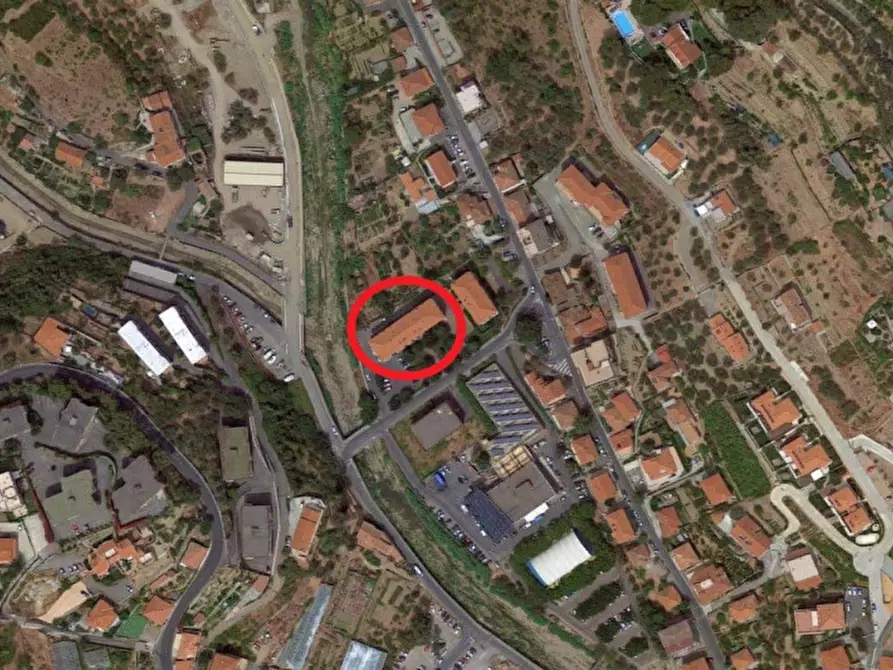 Immagine 17 di Negozio in vendita  in Via Dott. Luigi Trucchi, N. 7 a San Lorenzo Al Mare