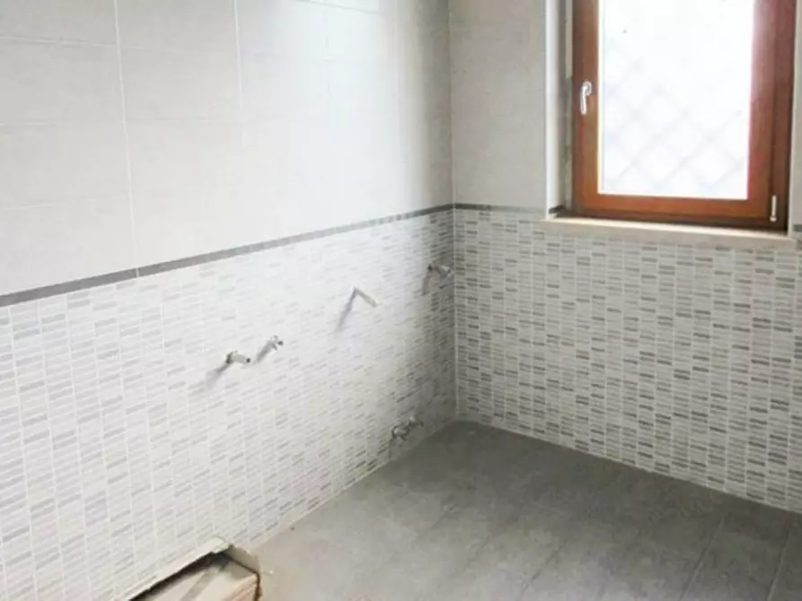 Immagine 5 di Villetta a schiera in vendita  in Via Sannicandro Garganico, N. 49 a Roma