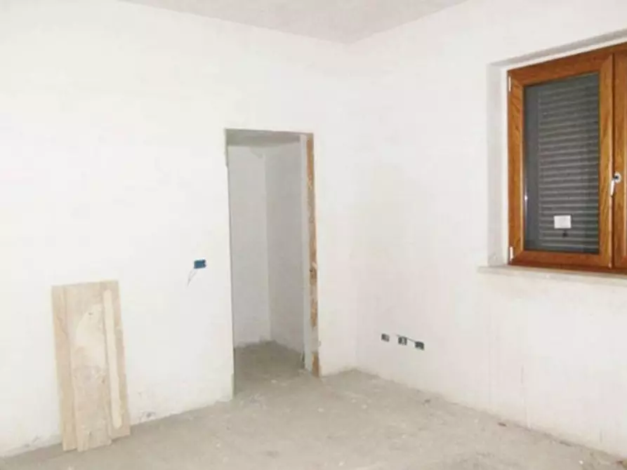 Immagine 6 di Villetta a schiera in vendita  in Via Sannicandro Garganico, N. 49 a Roma