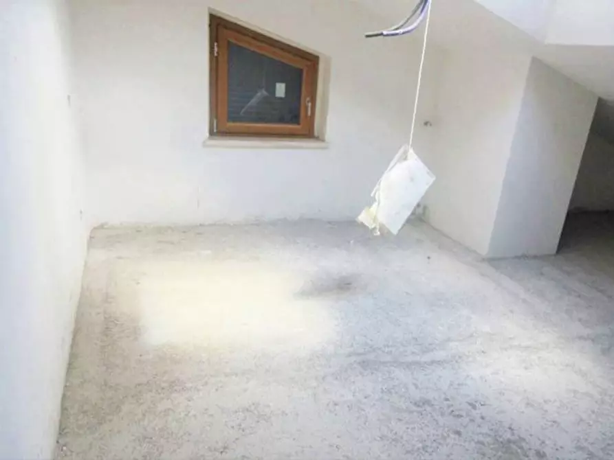 Immagine 10 di Villetta a schiera in vendita  in Via Sannicandro Garganico, N. 49 a Roma