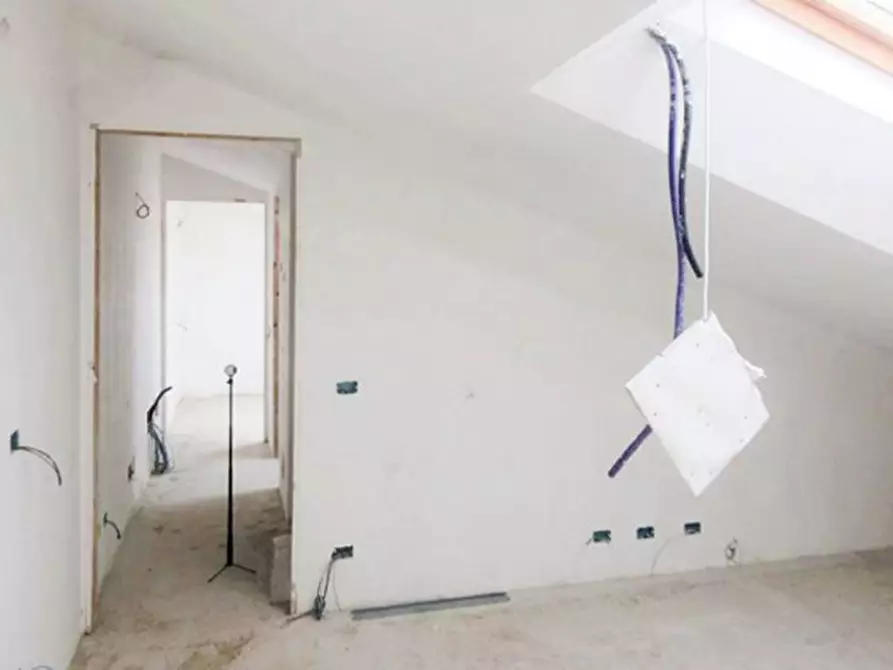 Immagine 13 di Villetta a schiera in vendita  in Via Acquaviva delle Fonti, N. 44 a Roma