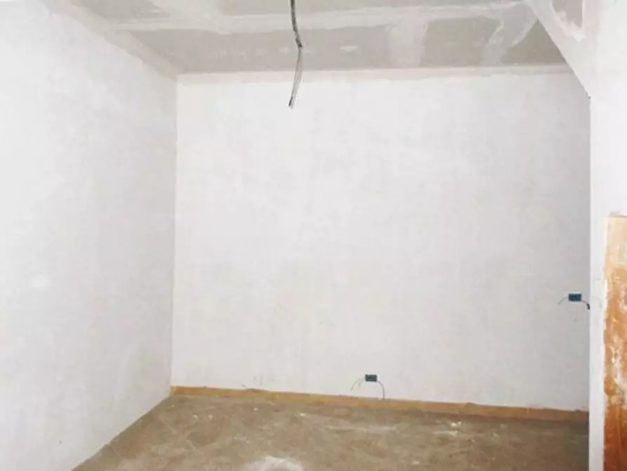 Immagine 19 di Villetta a schiera in vendita  in Via Acquaviva delle Fonti, N. 44 a Roma