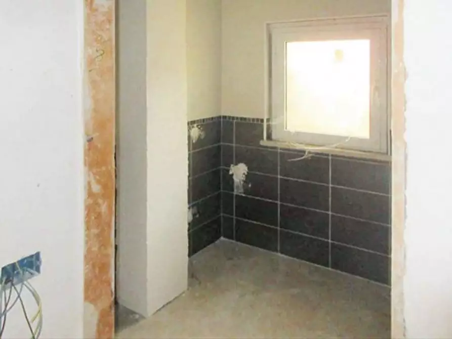 Immagine 21 di Villetta a schiera in vendita  in Via Acquaviva delle Fonti, N. 44 a Roma