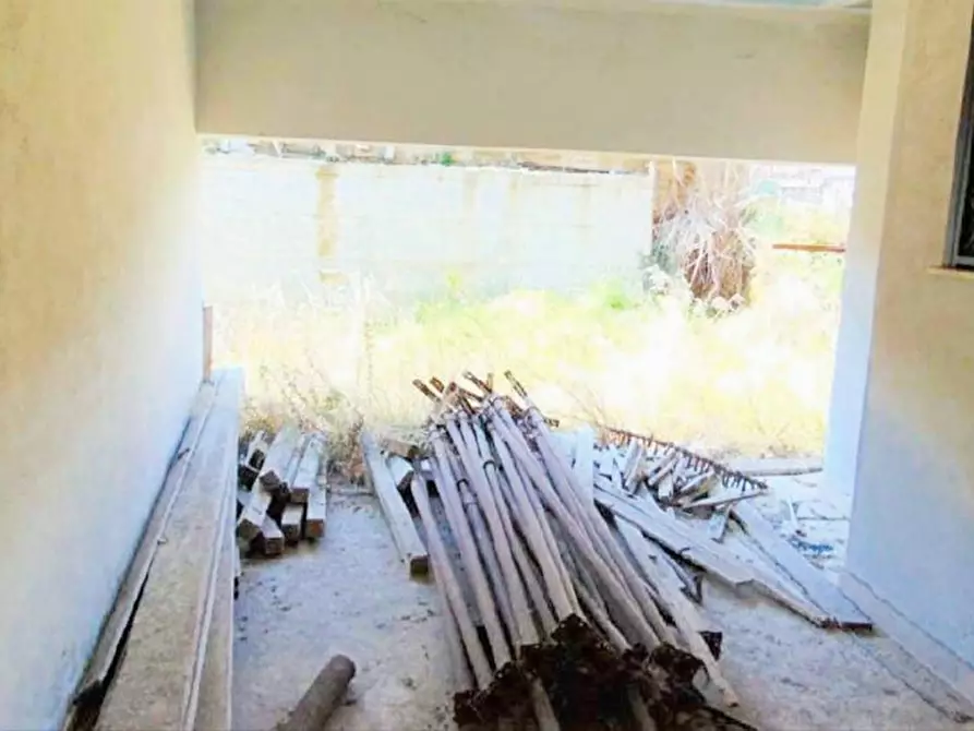 Immagine 23 di Villetta a schiera in vendita  in Via Acquaviva delle Fonti, N. 48 a Roma