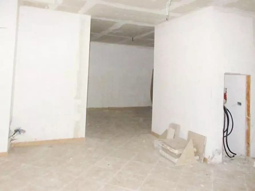 Immagine 19 di Villetta a schiera in vendita  in Via Acquaviva delle Fonti, N. 46 a Roma