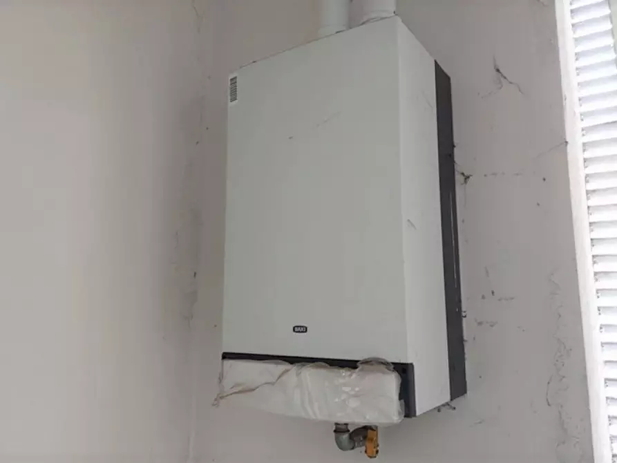 Immagine 19 di Negozio in vendita  in Viale Roma, N. 30G e 28 a Schio