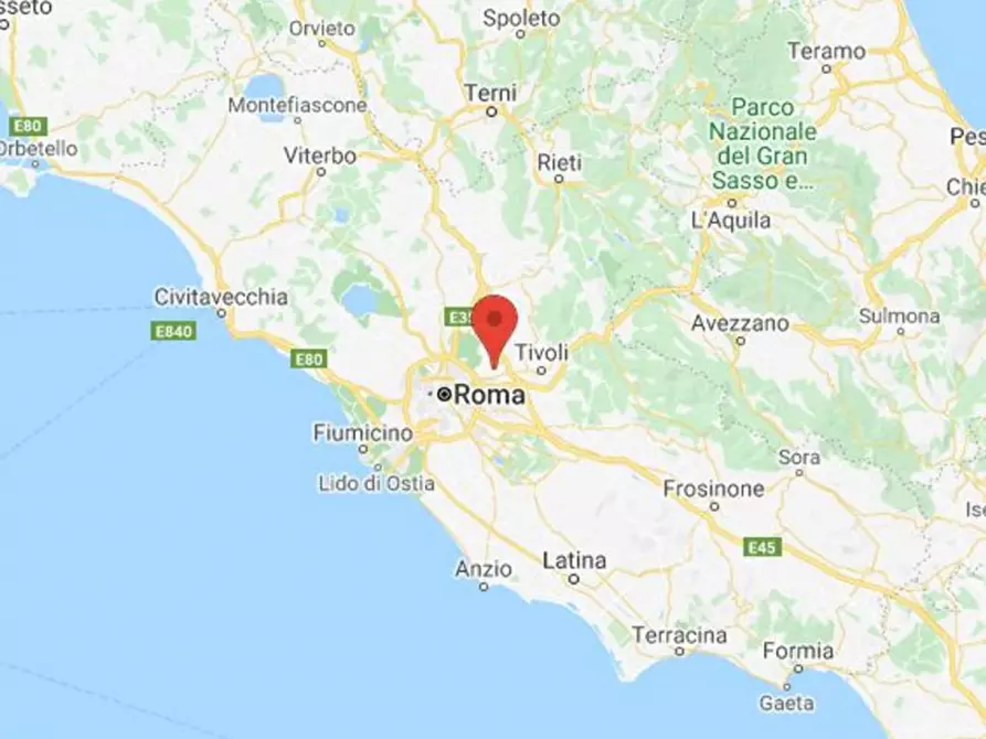 Immagine 20 di Posto auto in vendita  in Via Vallinfreda, N. 36 a Guidonia Montecelio