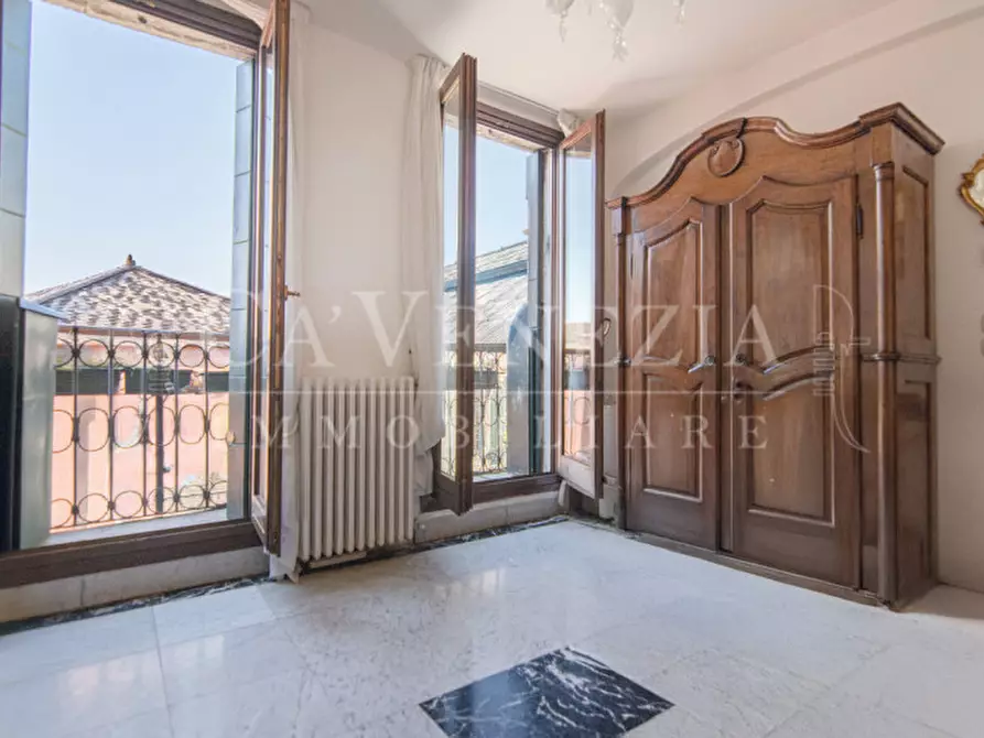 Immagine 7 di Appartamento in vendita  a Venezia