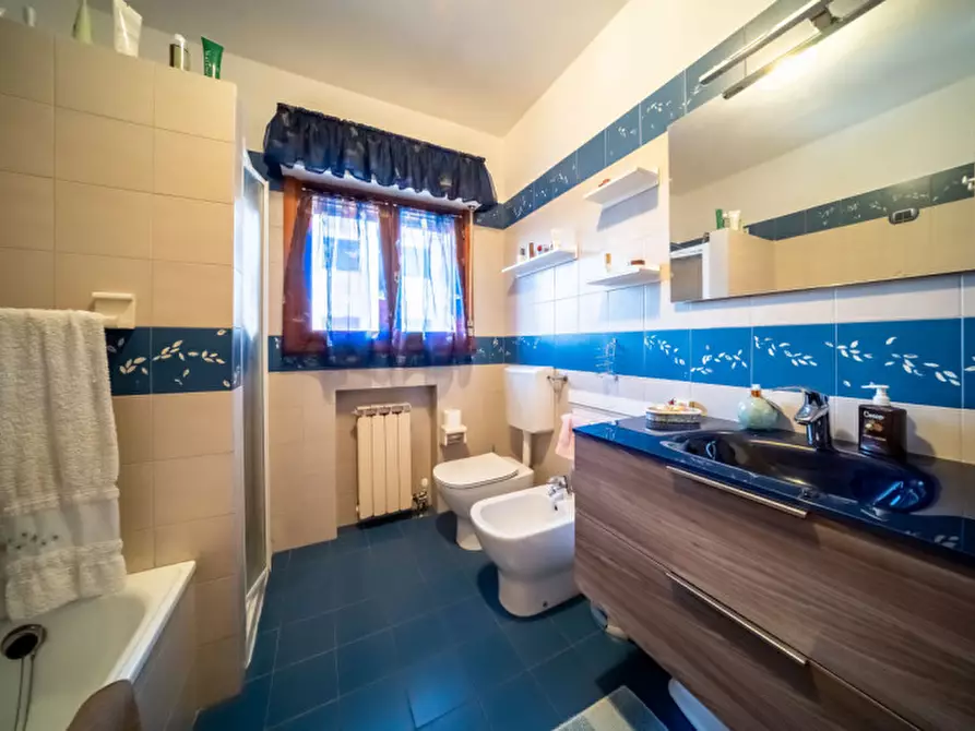 Immagine 22 di Attico in vendita  in Via Passo Buole a Noceto