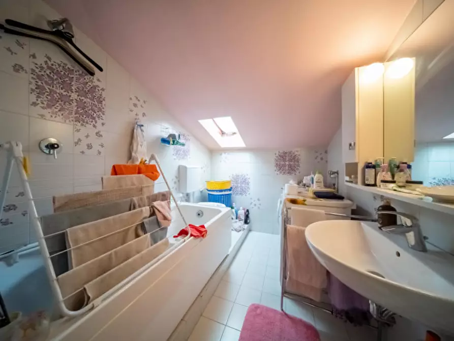 Immagine 24 di Attico in vendita  in Via Passo Buole a Noceto